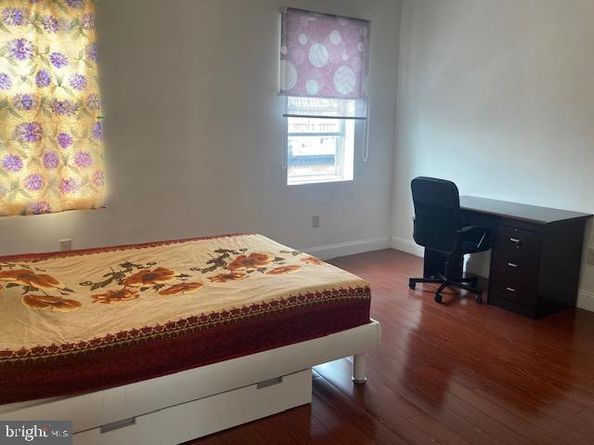 733 Jackson Street, Philadelphia PA 19148