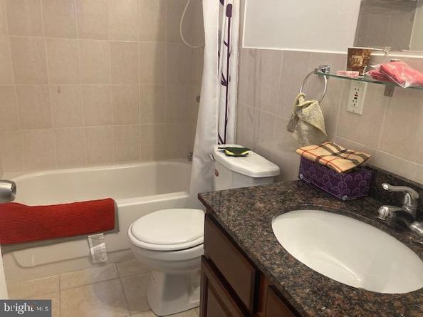 733 Jackson Street, Philadelphia PA 19148