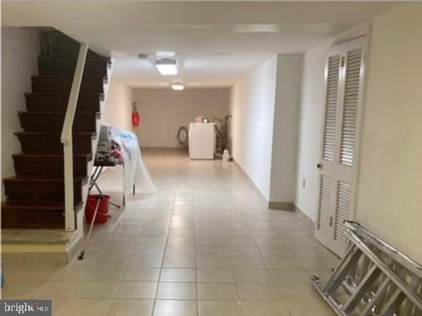 733 Jackson Street, Philadelphia PA 19148