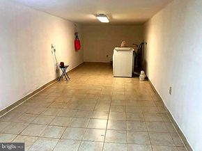 733 Jackson Street, Philadelphia PA 19148