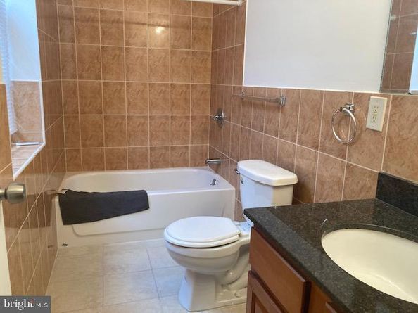 733 Jackson Street, Philadelphia PA 19148