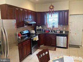 733 Jackson Street, Philadelphia PA 19148