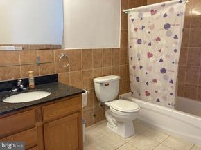 733 Jackson Street, Philadelphia PA 19148