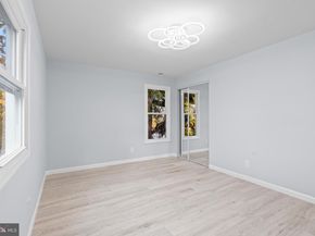 11046 Ferndale Street, Philadelphia PA 19116