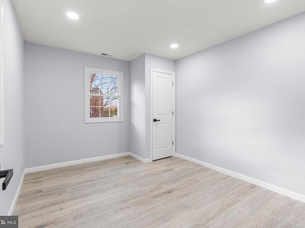 11046 Ferndale Street, Philadelphia PA 19116