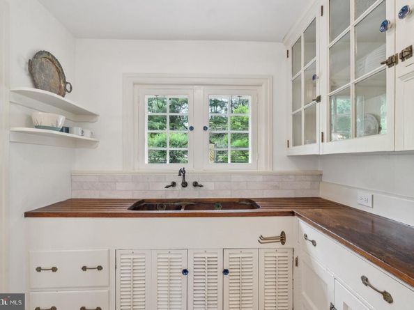 443 Homestead Road, Wayne PA 19087