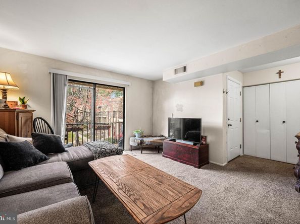 338-B Saybrook Lane, Wallingford PA 19086