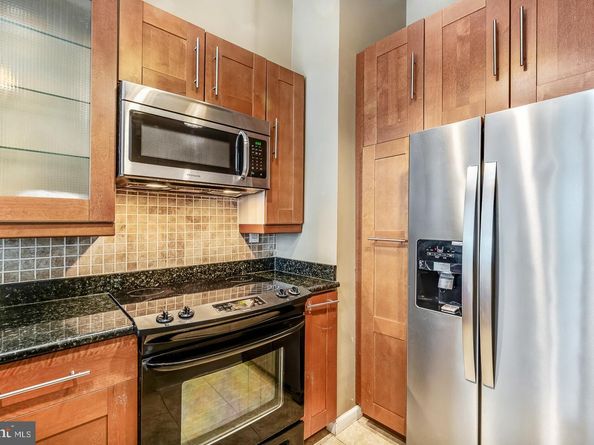 3 N Chris Columbus Boulevard PL228, Philadelphia PA 19106