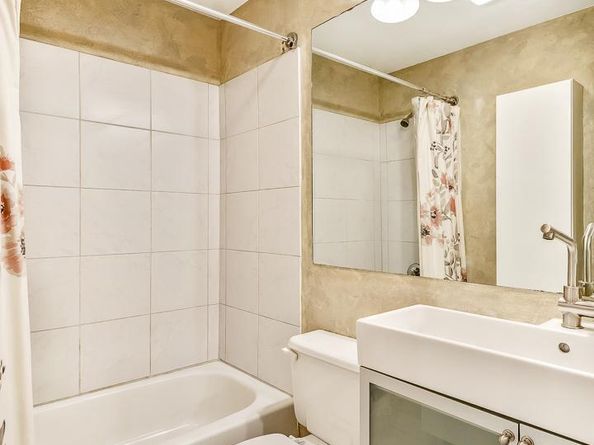 3 N Chris Columbus Boulevard PL228, Philadelphia PA 19106