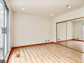 3 N Chris Columbus Boulevard PL228, Philadelphia PA 19106