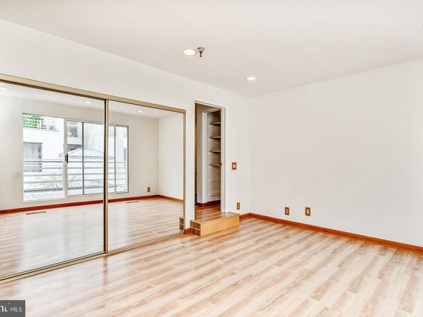 3 N Chris Columbus Boulevard PL228, Philadelphia PA 19106