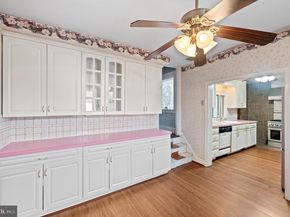 412 N Rolling Road, Springfield PA 19064