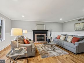 923 Hunt Drive, Yardley PA 19067