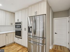 923 Hunt Drive, Yardley PA 19067