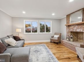 923 Hunt Drive, Yardley PA 19067