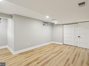 923 Hunt Drive, Yardley PA 19067