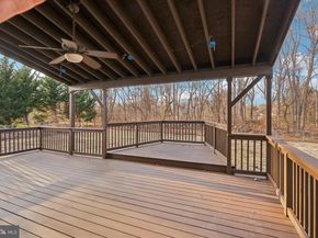 923 Hunt Drive, Yardley PA 19067