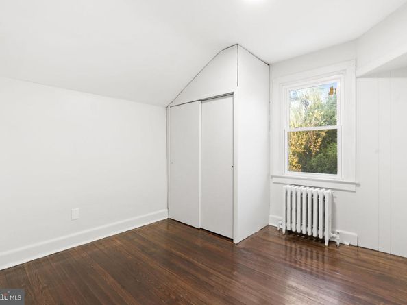 521 Blythe Avenue, Drexel Hill PA 19026