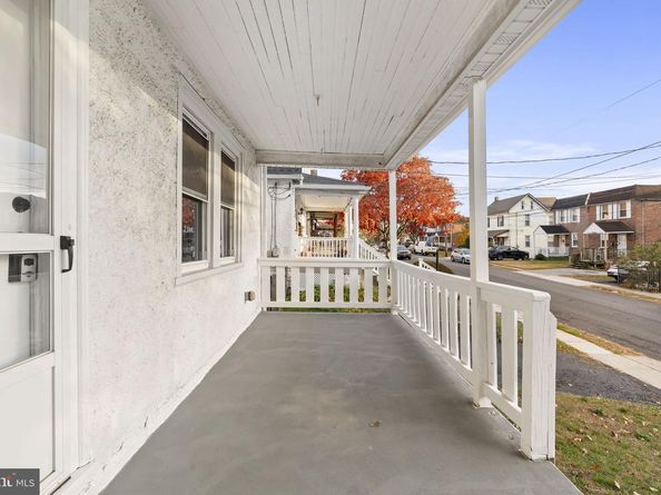 521 Blythe Avenue, Drexel Hill PA 19026