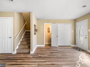 515 N York Road 1C, Willow Grove PA 19090