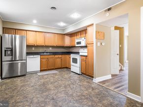 515 N York Road 1C, Willow Grove PA 19090