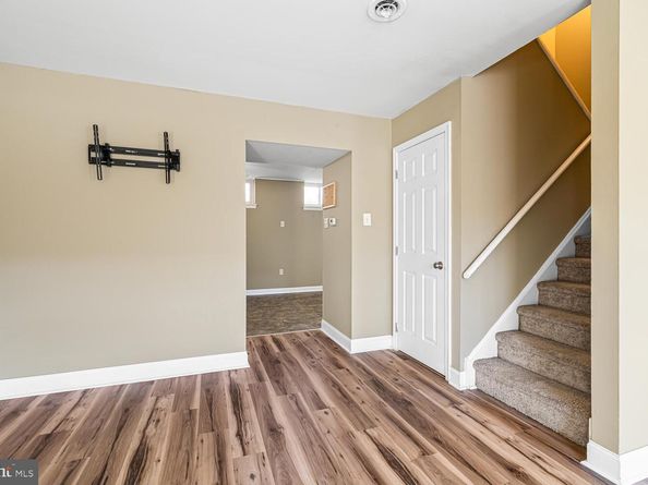 515 N York Road 1C, Willow Grove PA 19090