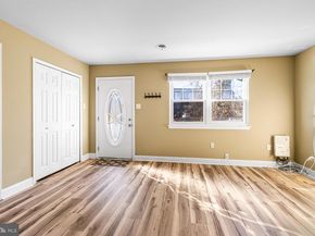 515 N York Road 1C, Willow Grove PA 19090