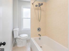 6774 Marsden Street, Philadelphia PA 19135