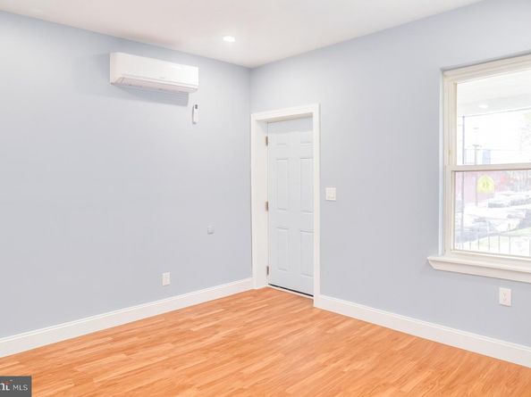 6774 Marsden Street, Philadelphia PA 19135