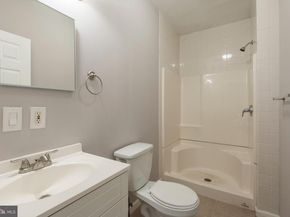 2501 Carpenter Street, Philadelphia PA 19146