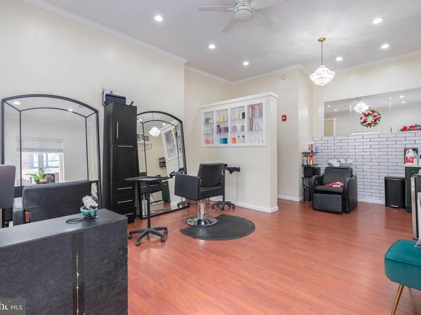 2501 Carpenter Street, Philadelphia PA 19146