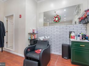 2501 Carpenter Street, Philadelphia PA 19146