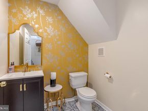 2501 Carpenter Street, Philadelphia PA 19146