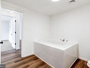 2145 Dunksferry Road, Bensalem PA 19020