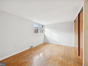 18 University Mews, Philadelphia PA 19104