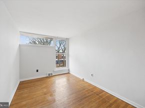 18 University Mews, Philadelphia PA 19104