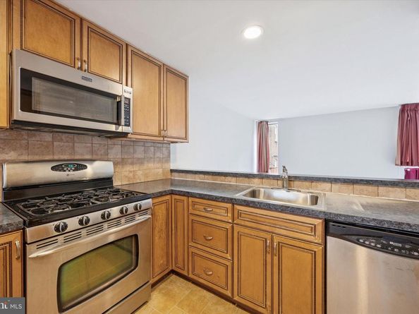 18 University Mews, Philadelphia PA 19104