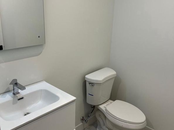 436 Diamond Street, Philadelphia PA 19122