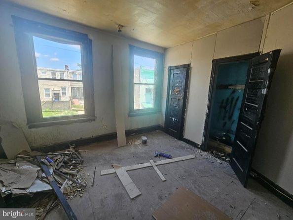 2652 W Seltzer Street, Philadelphia PA 19132