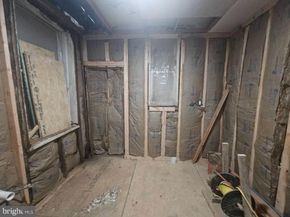 2652 W Seltzer Street, Philadelphia PA 19132