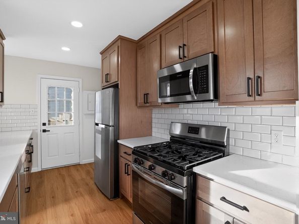 2653 Barnes Avenue, Abington PA 19001