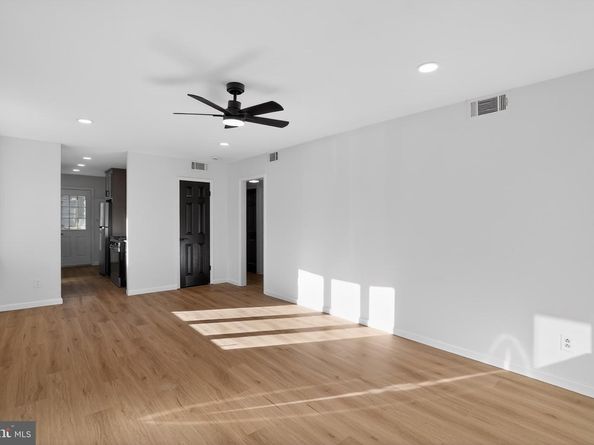 2653 Barnes Avenue, Abington PA 19001