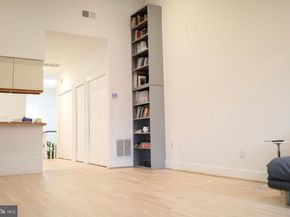 1631 Green Street E, Philadelphia PA 19130