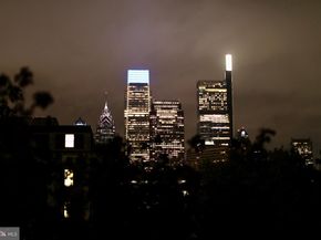 1631 Green Street E, Philadelphia PA 19130