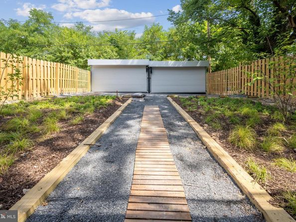 1372 Bryant Street NE 2A, Washington DC 20018