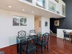 36 Saint James Court, Philadelphia PA 19106