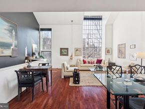 36 Saint James Court, Philadelphia PA 19106