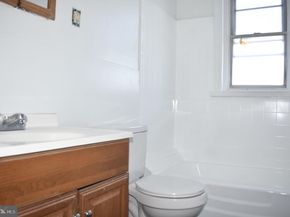 10 S 62nd Street, Philadelphia PA 19139