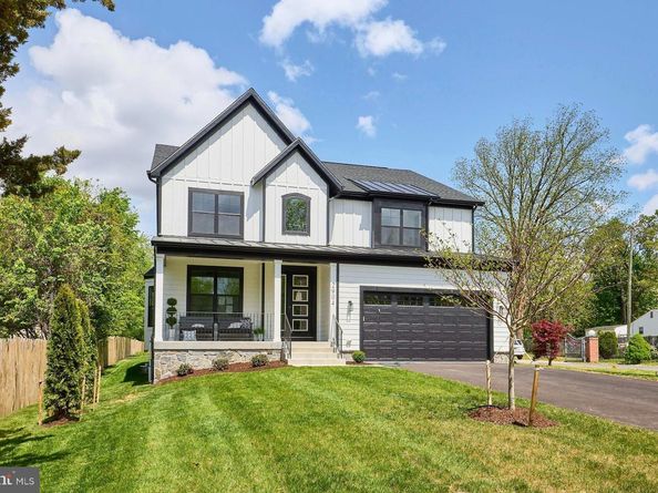 2904 Random Road, Falls Church VA 22042