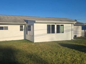 35 Beechtree Road, Levittown PA 19057